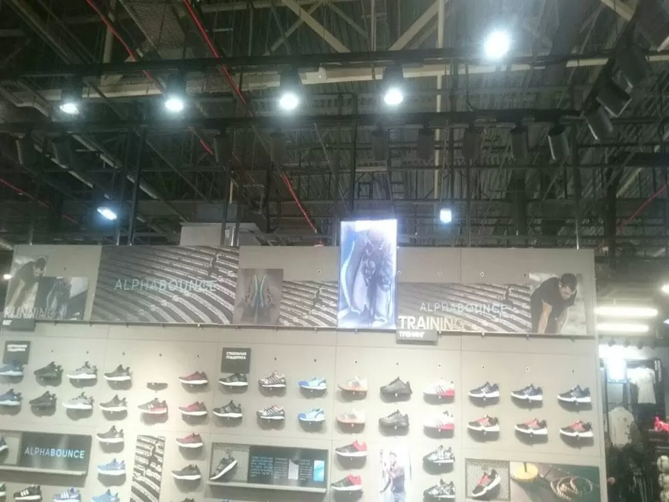 Магазин «Adidas Home Court Evolution», Нижегородская область, Кстовский район, д.Федяково, ТЦ «МЕГА» - ВЕНТКЛИМАТ